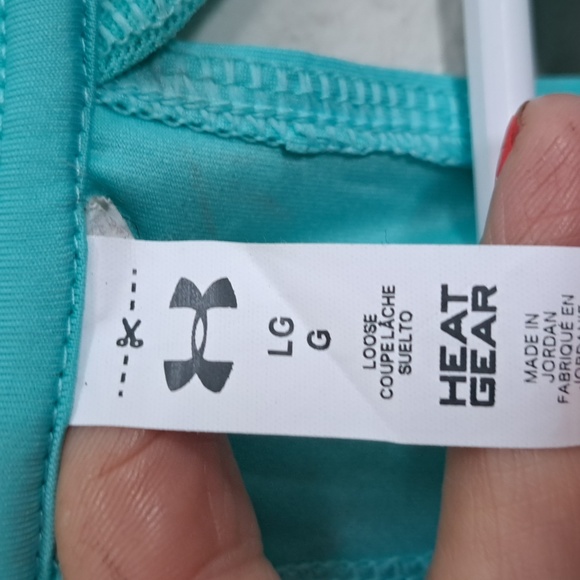 Under Armour Teal "keep You Cool" Cut Out Back Detail Top. Size Large. NWT - Picture 10 of 11